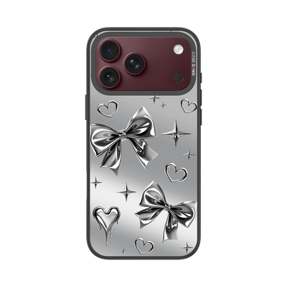 Silvery Light Snap-On Case — iPhone 18 Pro Max — Complete Case Set