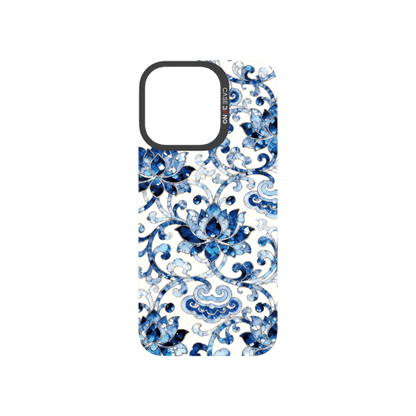 Peerless Beauty Snap - On Cover - CaseBangFritillaria Imagisnap Magsafe CompatibleCaseBangiPhone 16 ProBlue&White Porcelain Elegance
