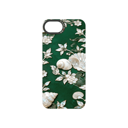 Peerless Beauty Snap - On Cover - CaseBangFritillaria Imagisnap Magsafe CompatibleCaseBangiPhone 16eTimeless Blue&Green